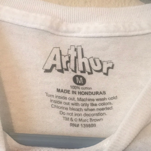 FREE Arthur cartoon fist t shirt - Picture 3 of 3